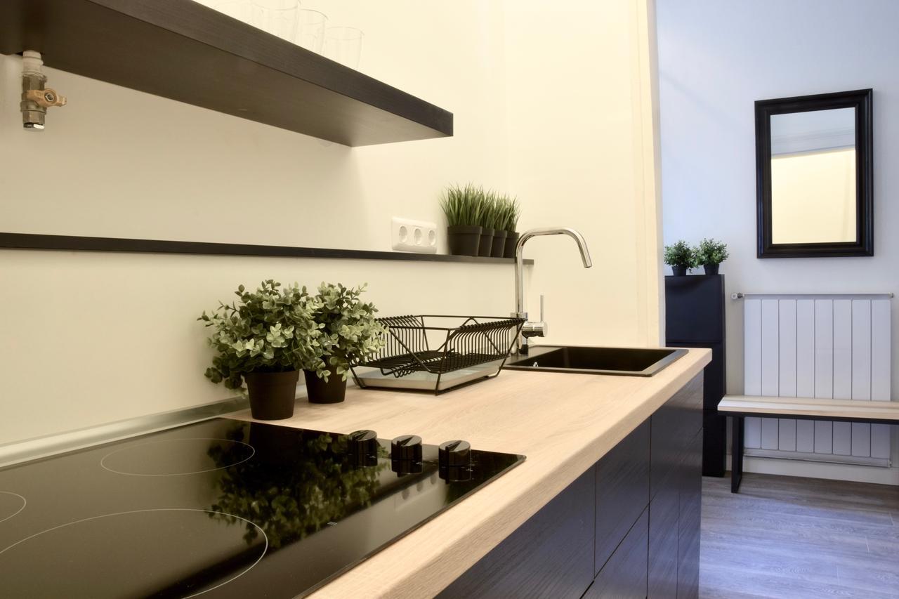 Standard Apartment By Hi5 - Dessewffy 39 Budapest Exterior foto